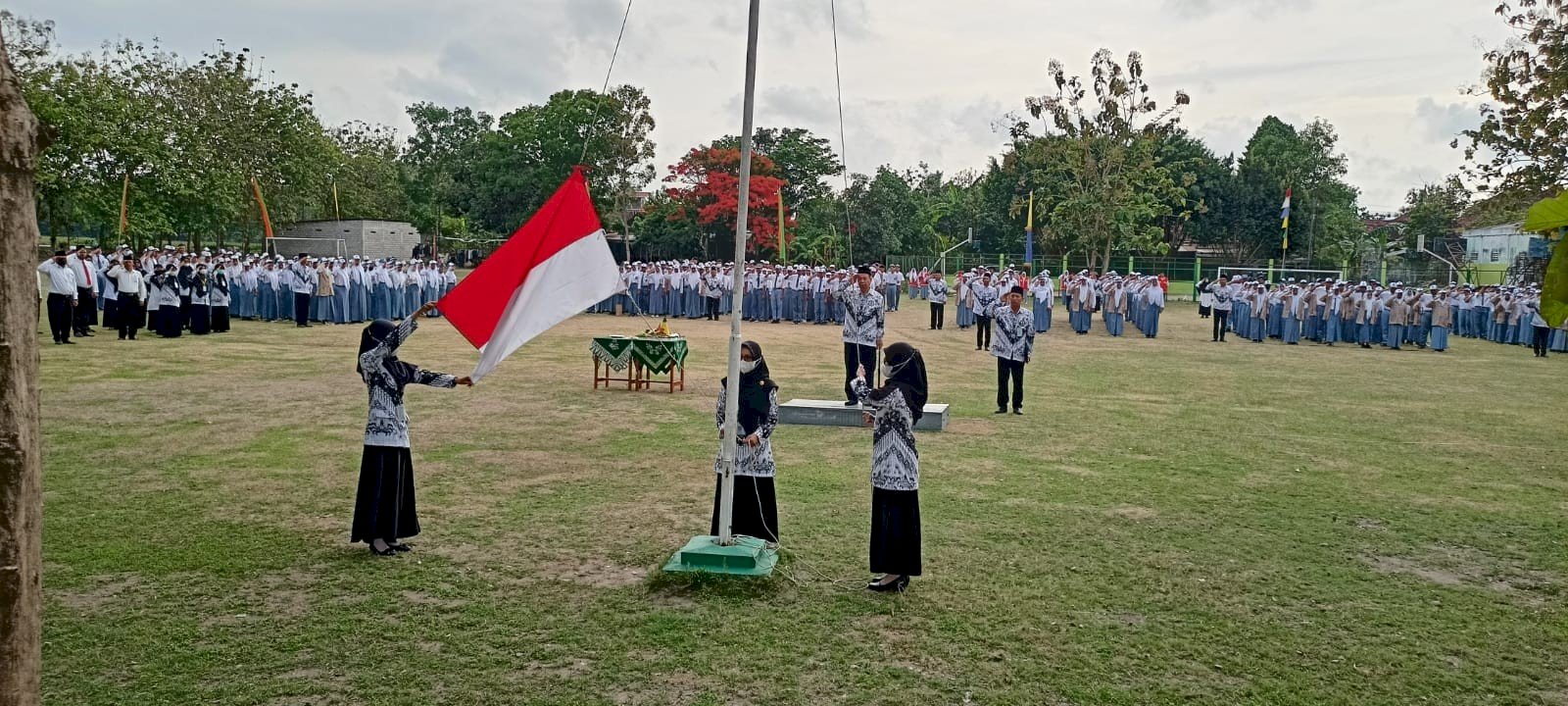 MEMPERINGATI HARI GURU NASIONAL SMA N 3 BANTUL TAHUN 2023