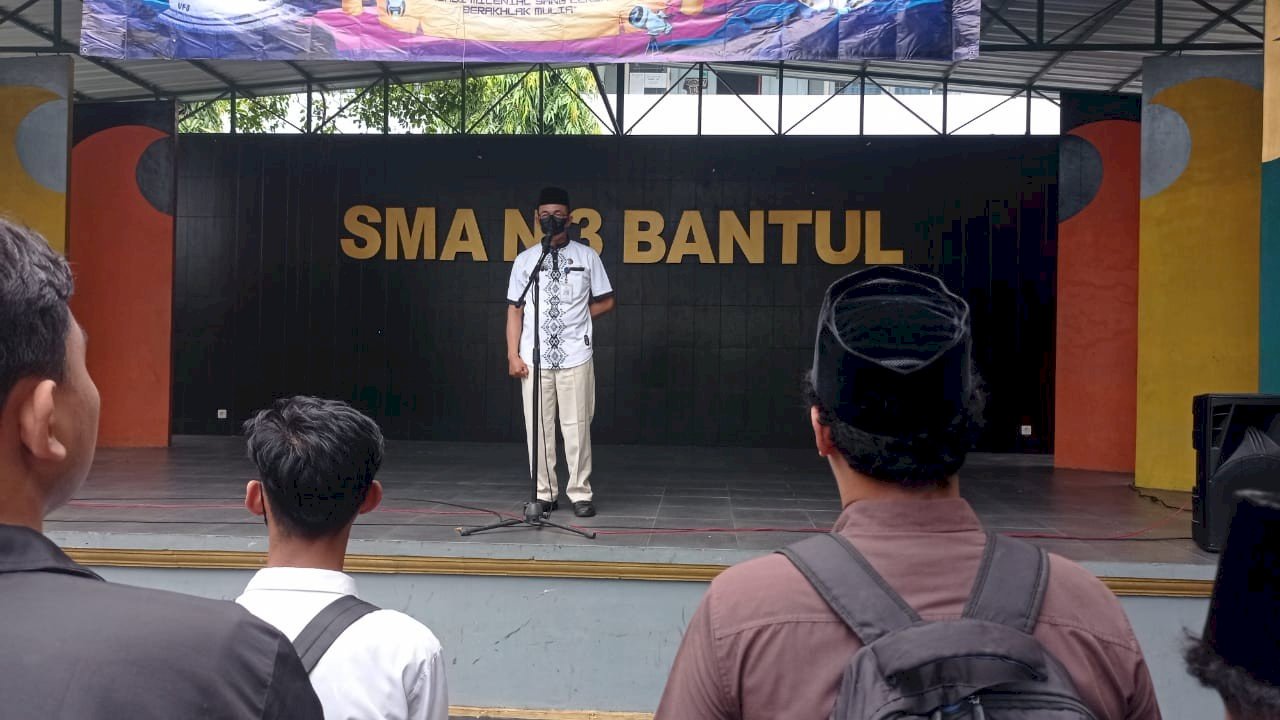 Pesantren Ramadhan, Bakti Sosial dan DOA bersama menjelang UJIAN DAN STUDI LANJUT Peserta Didik Kelas X,XI,XII SMA Negeri 3 Bantul
