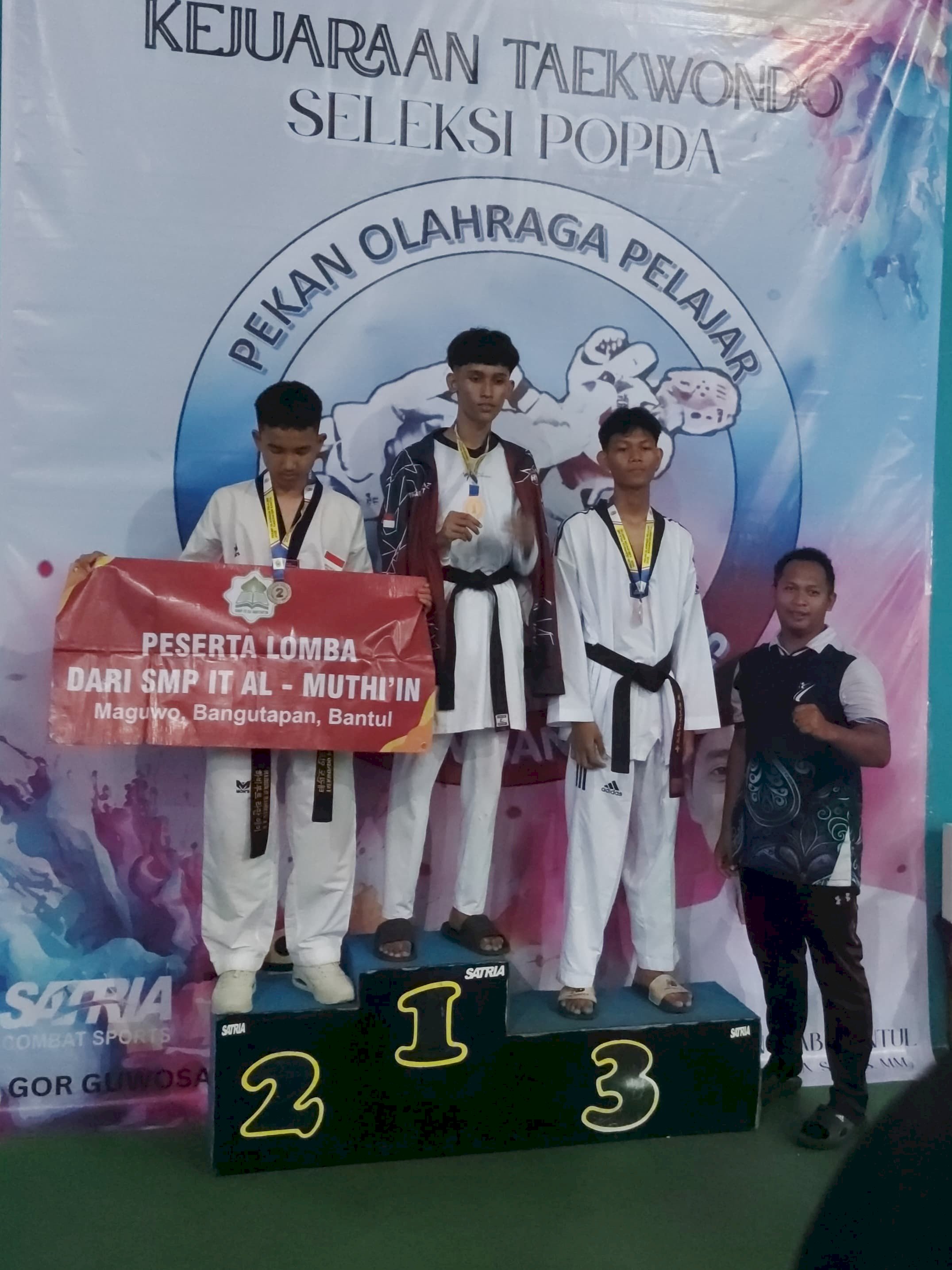 juara 3 taekwondo yudhistira rainurrahman