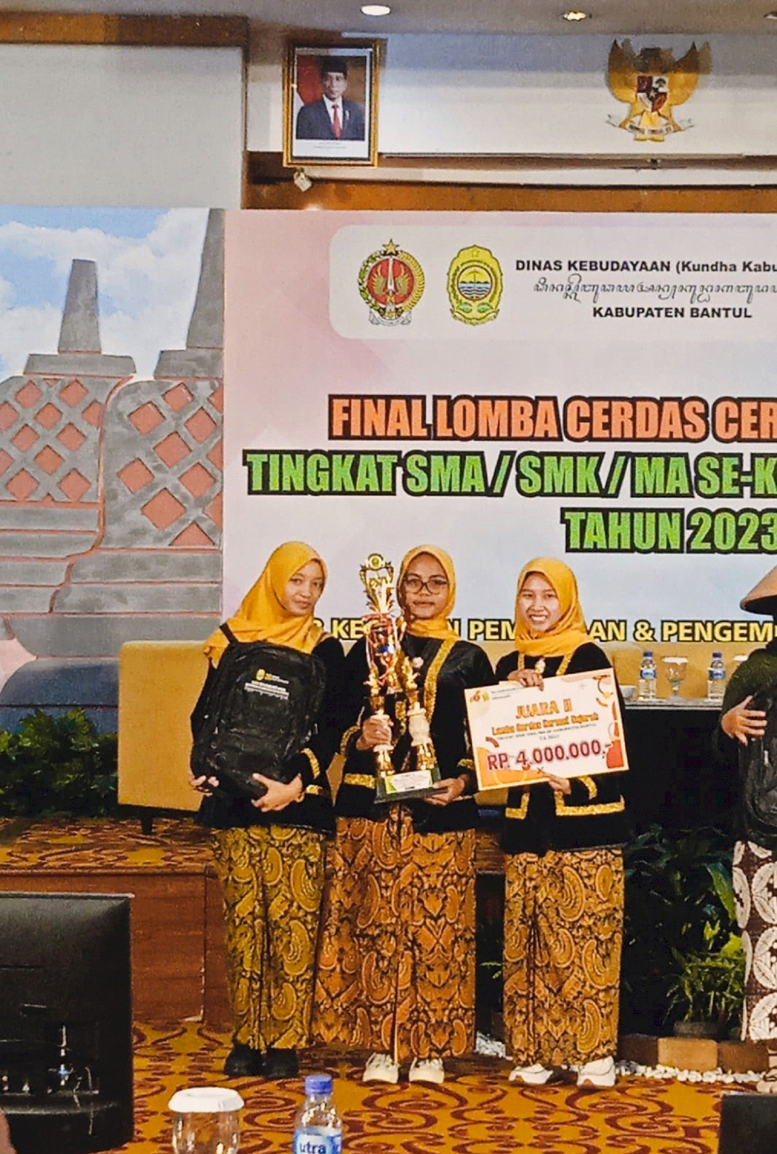 Juara II – Lomba Cerdas Cermat Sejarah Tingkat SMA/MA Kab. Bantul tahun 2023