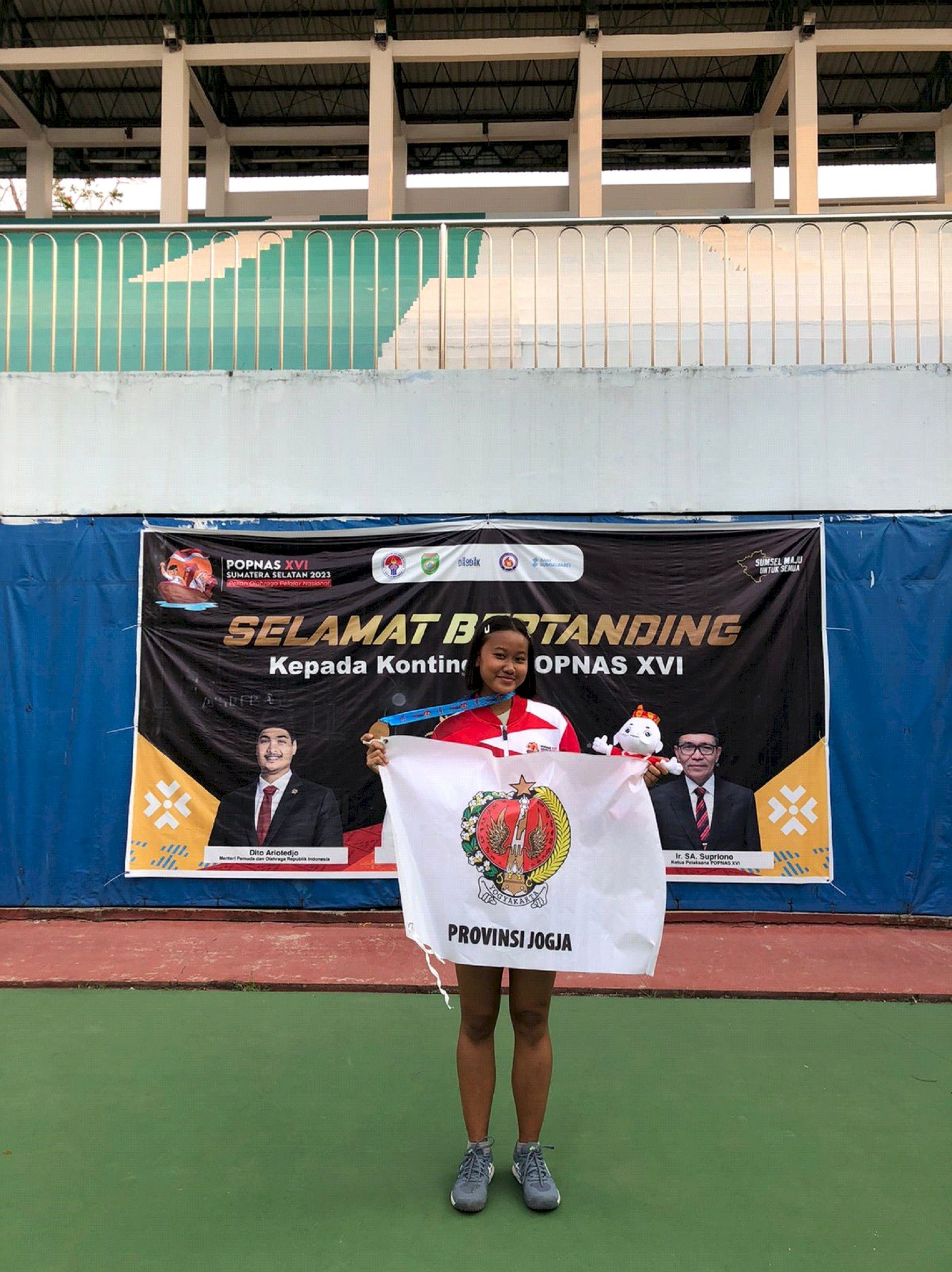 POPNAS XVI – Sumatera Selatan 2023, medali perunggu untuk kontingen Propinsi DIY, cabang olah raga Tenis lapangan.